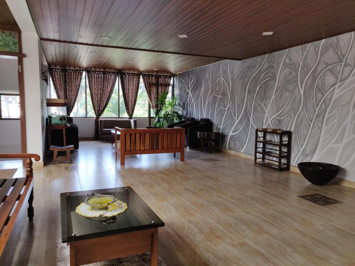 Hotel Mudra Midtown Suites & Rooms Kalasa Eksteriør billede